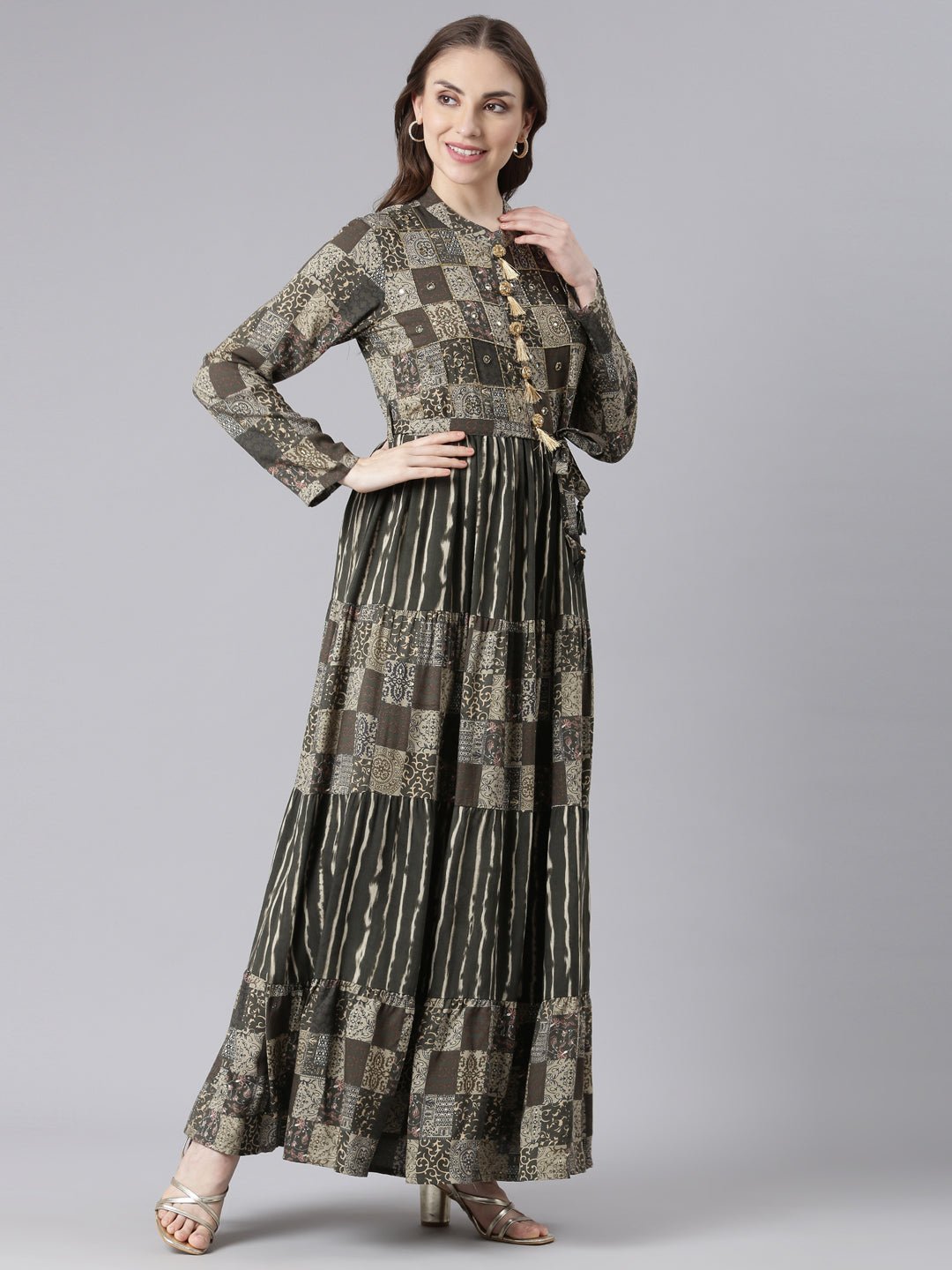 Transacthubs Olive Viscose Rayon Maxi Dresses with a Curved Silhouette – Casual Geometric Print - Image 3