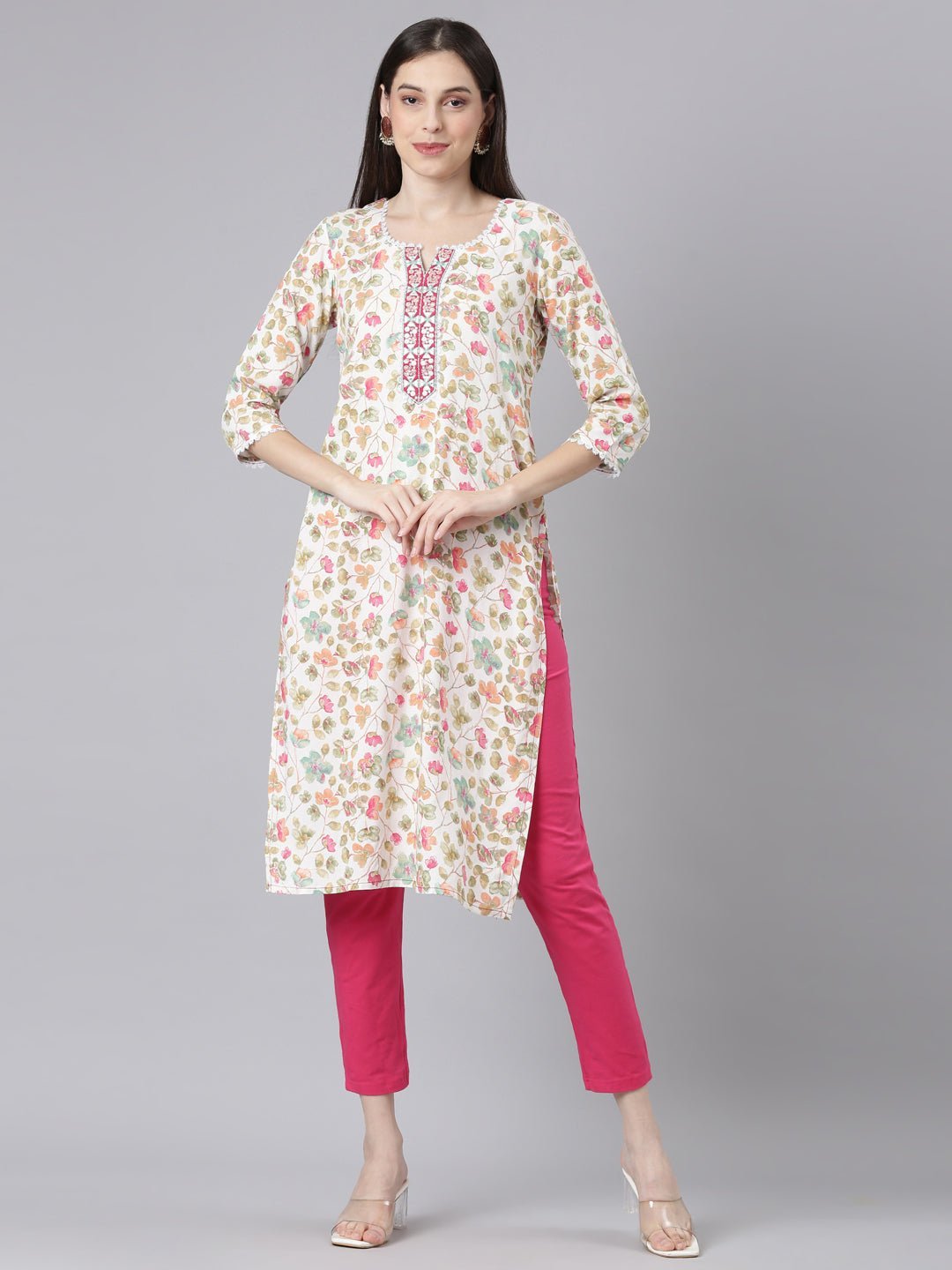 Transacthubs Off White Casual Floral Straight Kurta