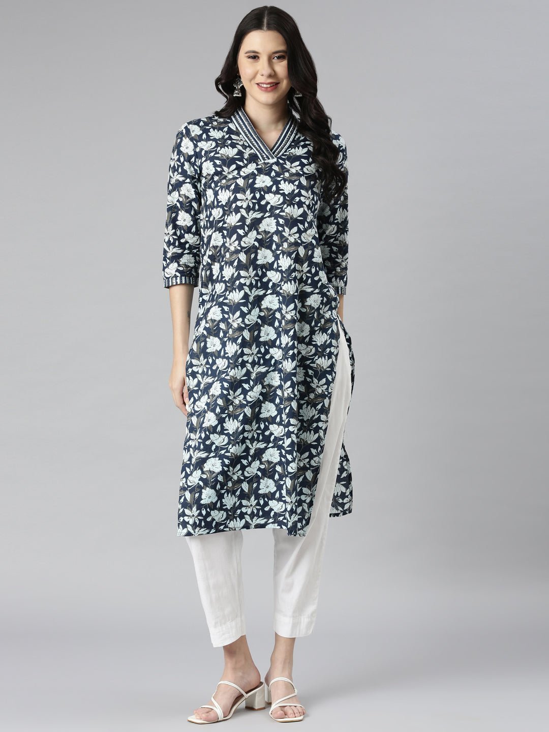 Transacthubs Navy Blue Casual Floral Straight Kurta - Image 6